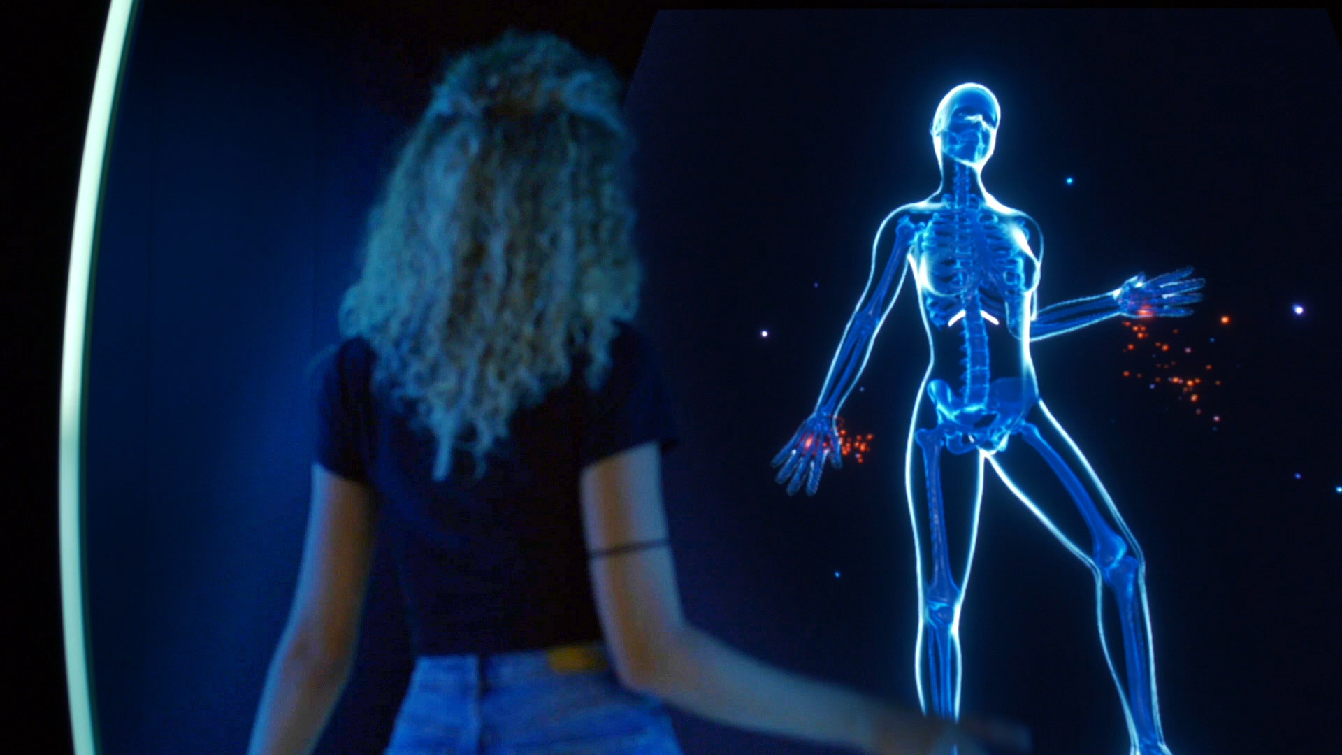 Beautiful Inside: the Body Tracking Experience to explore the human body
